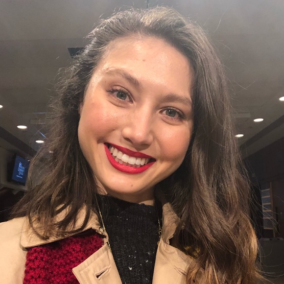 Meet your Posher, Natasha - Picture 2 of 8